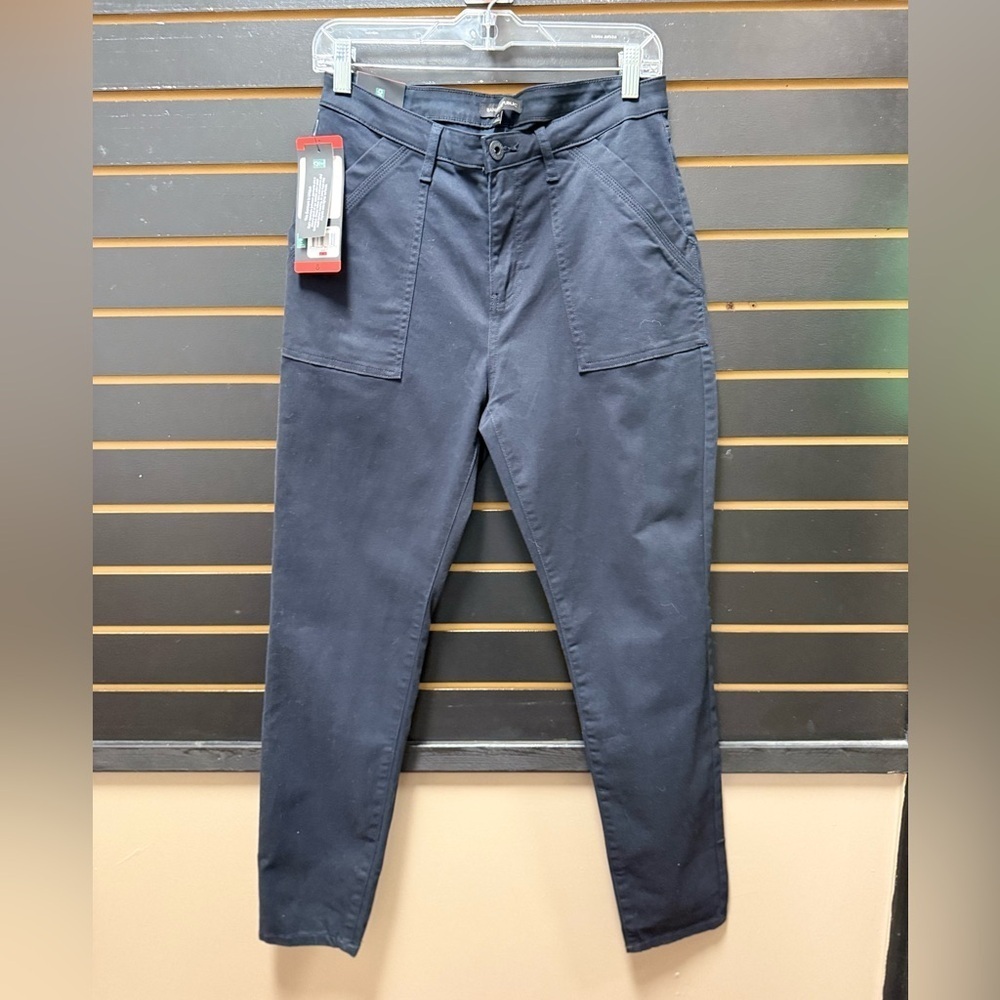 Banana Republic High-Rise Black Twill Pants – Size 8 (NWT)